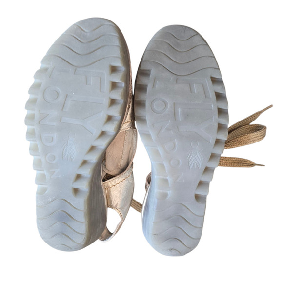 FLY LONDON Yifa Peep Toe Leather Lace Up Wedge Sandals Gold Size 38 US 7.5 - Picture 7 of 8